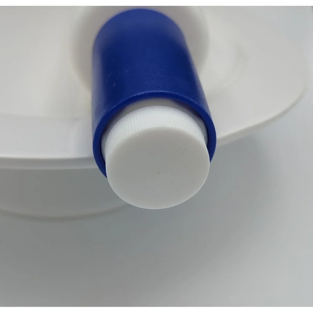 Tupperware Rolling Pin Fill & Chill‎ Blue Handles Rotate Add Warm or Cool Water